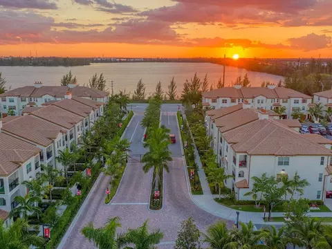 3545 W 98th St, Hialeah, FL 33018 photo 19