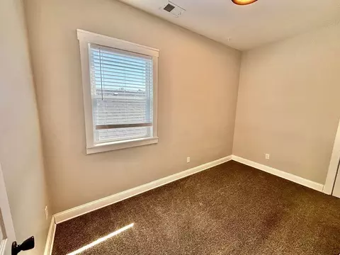 513 E Ormsby Ave, Louisville, KY 40203 photo 9