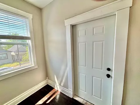 513 E Ormsby Ave, Louisville, KY 40203 photo 2