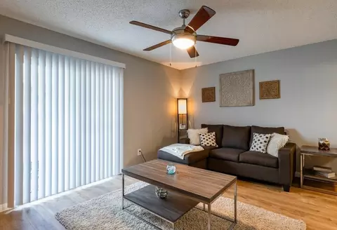 11411 Green Plaza Dr, Houston, TX 77038