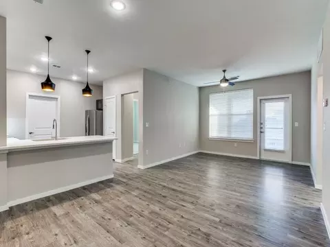 305 W Farm 1187, Crowley, TX 76036 photo 8