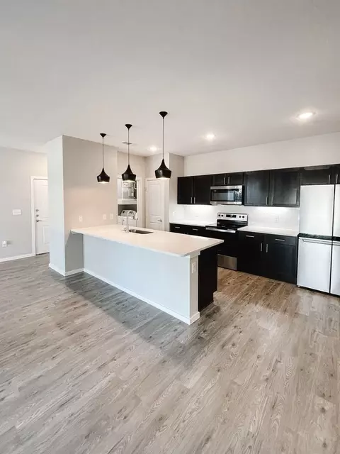 305 W Farm 1187, Crowley, TX 76036 photo 4