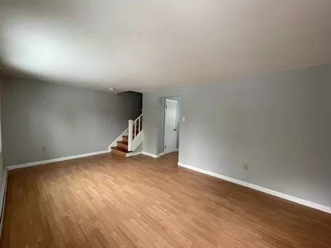 7 Homecrest Ave, Ware, MA 01082 photo 5