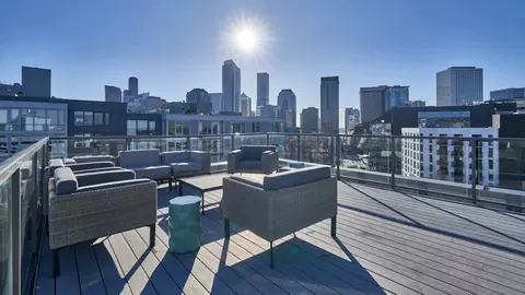 320 E Pine St, Seattle, WA 98122 photo 19