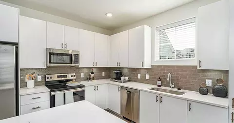 3200 Brook Rd, Richmond, VA 23227