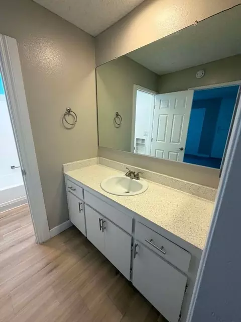 1960 E Grand Ave, Escondido, CA 92027 photo 11