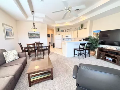 8272 Mulligan Cir, Port Saint Lucie, FL 34986