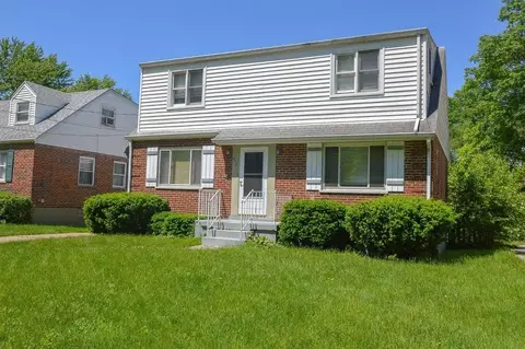 6921 Pin Oak Dr, Cincinnati, OH 45239