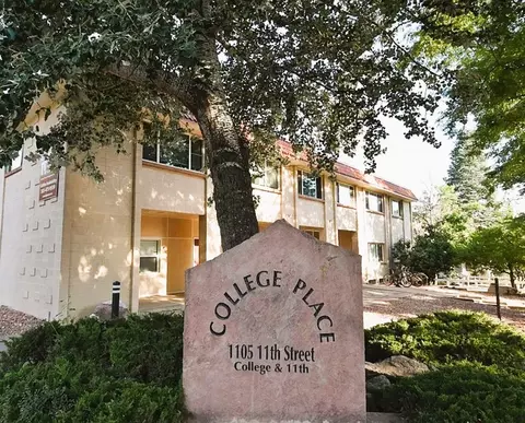 1105 11th St, Boulder, CO 80302
