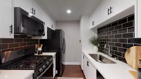 3380 Harding St, Carlsbad, CA 92008