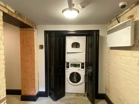 51 W Palmer St, Detroit, MI 48202