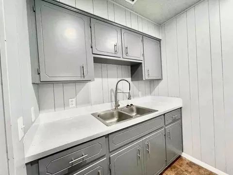 222 S Westgate Dr, Weslaco, TX 78596