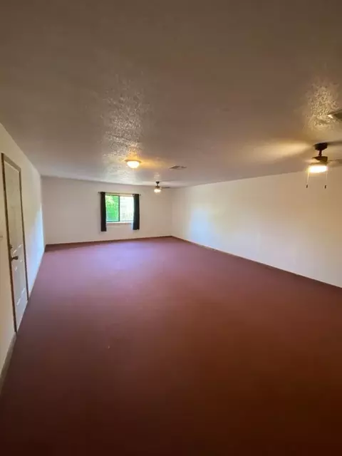 1909 N Main St, Searcy, AR 72143