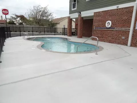 315 29th St, Virginia Beach, VA 23451