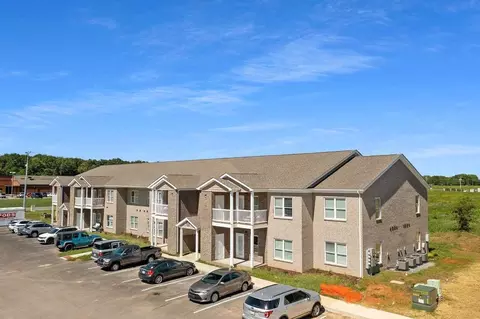 1077 Gateview Dr, Portland, TN 37148