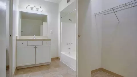 1500 Massachusetts Ave NW, Washington, DC 20005 photo 48