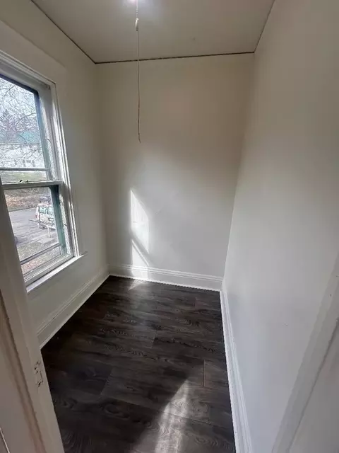514 E 6th St, Duluth, MN 55805 photo 3