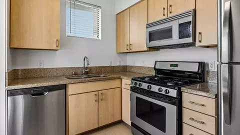 375 E 2nd St, Los Angeles, CA 90012 photo 5