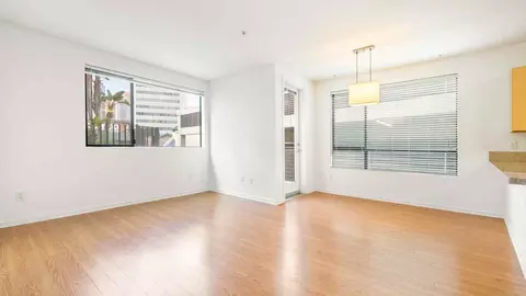 375 E 2nd St, Los Angeles, CA 90012 photo 10