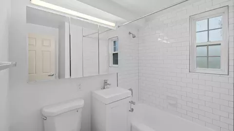 701 N Wayne St, Arlington, VA 22201 photo 10