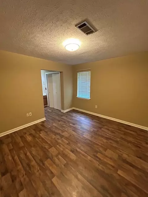 900 Whitworth St, Jackson, MS 39202 photo 8