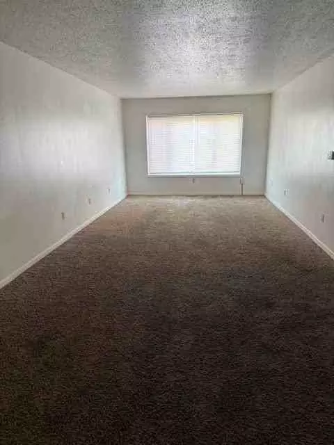 407 W Main St, Marshalltown, IA 50158