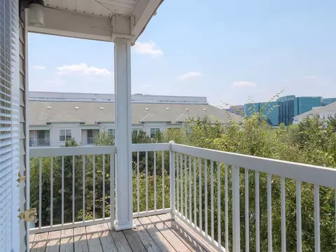 1569 Onyx Dr, Tysons Corner, VA 22102 photo 17