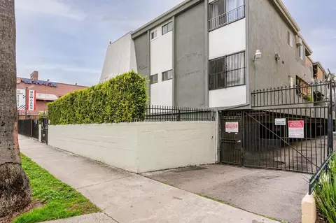 981 Elden Ave, Los Angeles, CA 90006