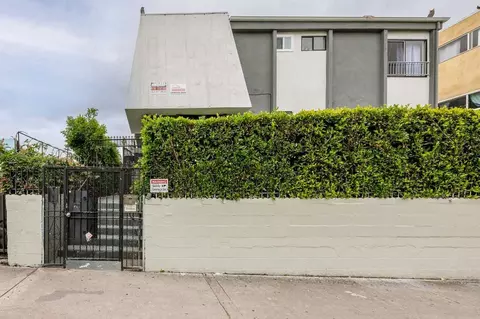 981 Elden Ave, Los Angeles, CA 90006
