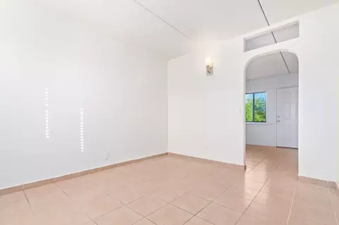 769 E Pierce St, Phoenix, AZ 85006 photo 4