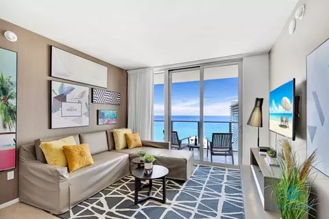 4010 S Ocean Dr, Hollywood, FL 33019
