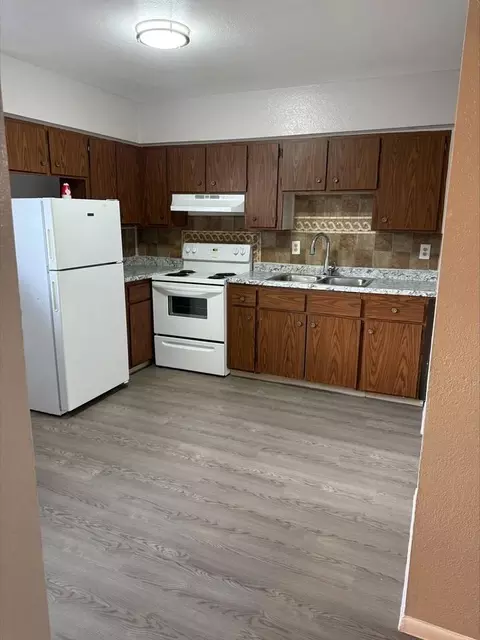 1626 W Desert Cove Ave, Phoenix, AZ 85029
