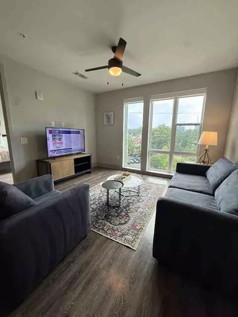 3699 Lenox Rd NE, Atlanta, GA 30305