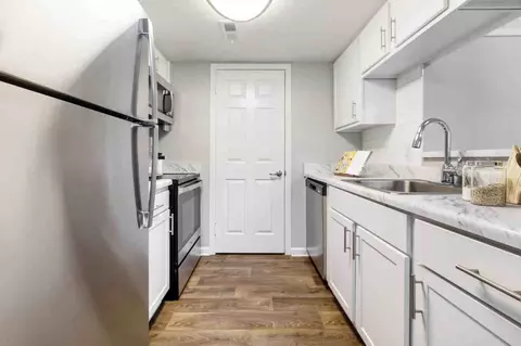 6060 Reserve Dr, Charlotte, NC 28270 photo 9