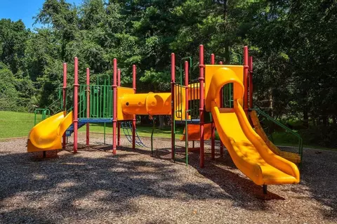 11401 July Dr, White Oak, MD 20904 photo 19
