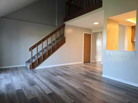 215 Lightning Hill Blvd, Lagrange, IN 46761