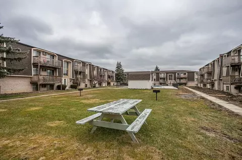 222 234 Brunswick Dr #222-222, Elyria, OH 44035 photo 17