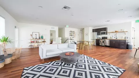747 4th St, Miami Beach, FL 33139