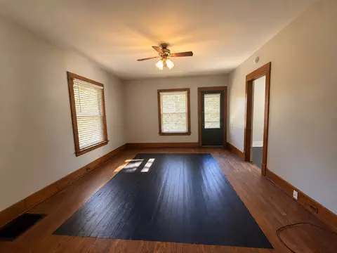 1016 Fremont Ave NW, Grand Rapids, MI 49504