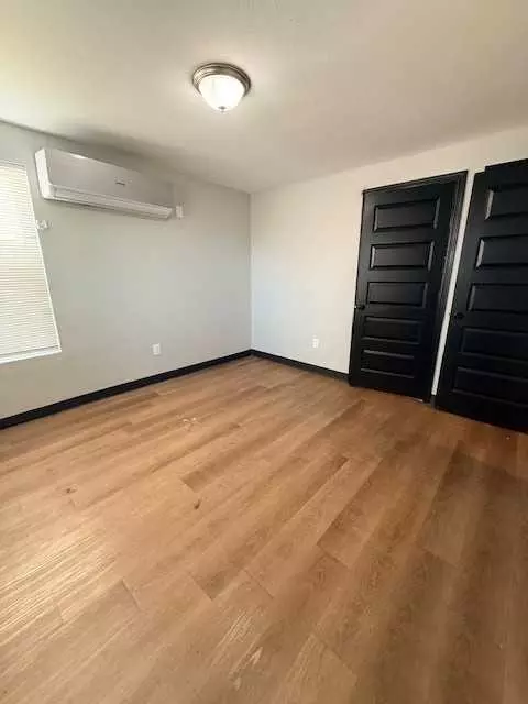 2308 Harlem St, Houston, TX 77020 photo 21