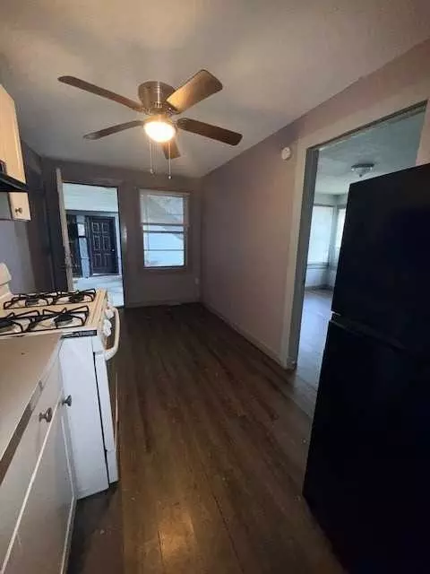 2308 Harlem St, Houston, TX 77020 photo 5