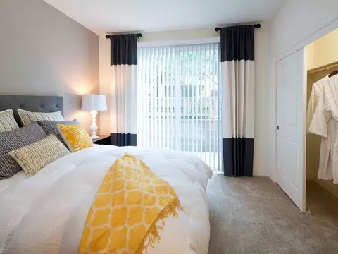 1257 Lakeside Dr, Sunnyvale, CA 94085 photo 5