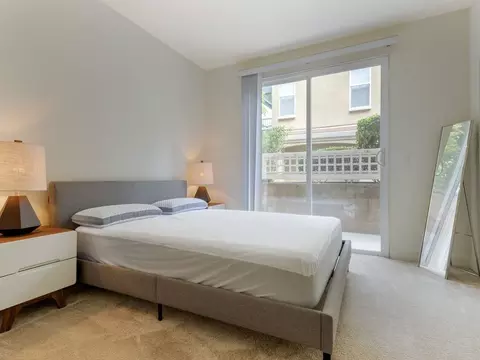 1257 Lakeside Dr, Sunnyvale, CA 94085 photo 21