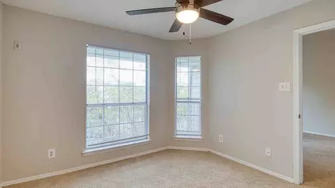 3408 Hampton Hollow Dr, Fairland, MD 20904 photo 9