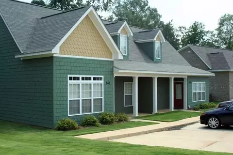Ross Park 3/3 Duplex, Auburn, AL 36830 photo 9