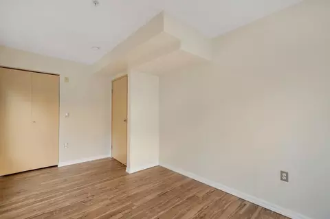 219 E Garfield St, Seattle, WA 98102 photo 33