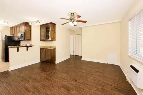 32 Peachtree Ave NE, Atlanta, GA 30305
