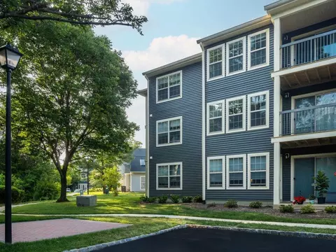 1000 Jamie Brook Ln, West Windsor, NJ 08550 photo 43