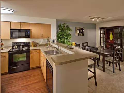 1000 Jamie Brook Ln, West Windsor, NJ 08550 photo 14