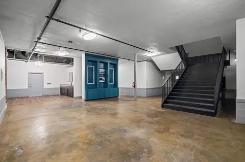 612 W Texas Ave, Baytown, TX 77520